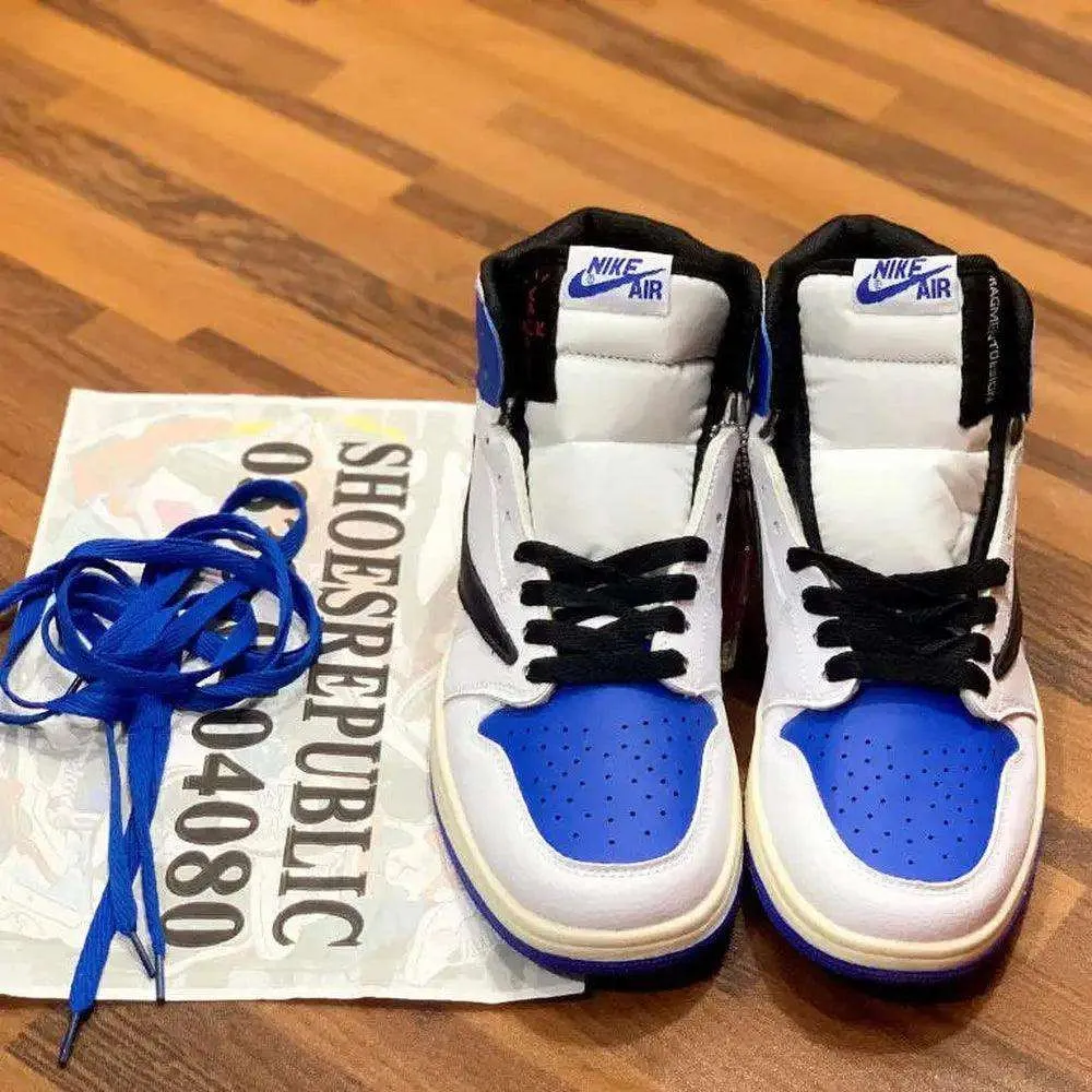 Aj-1s Hiightopps "Travis Scott x Fragment"