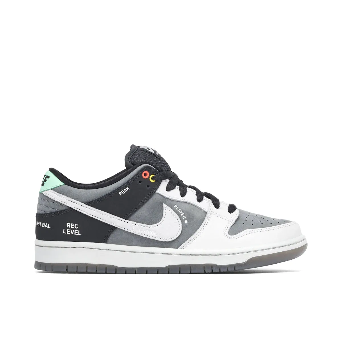 Nike SB Dunk Low VX1000