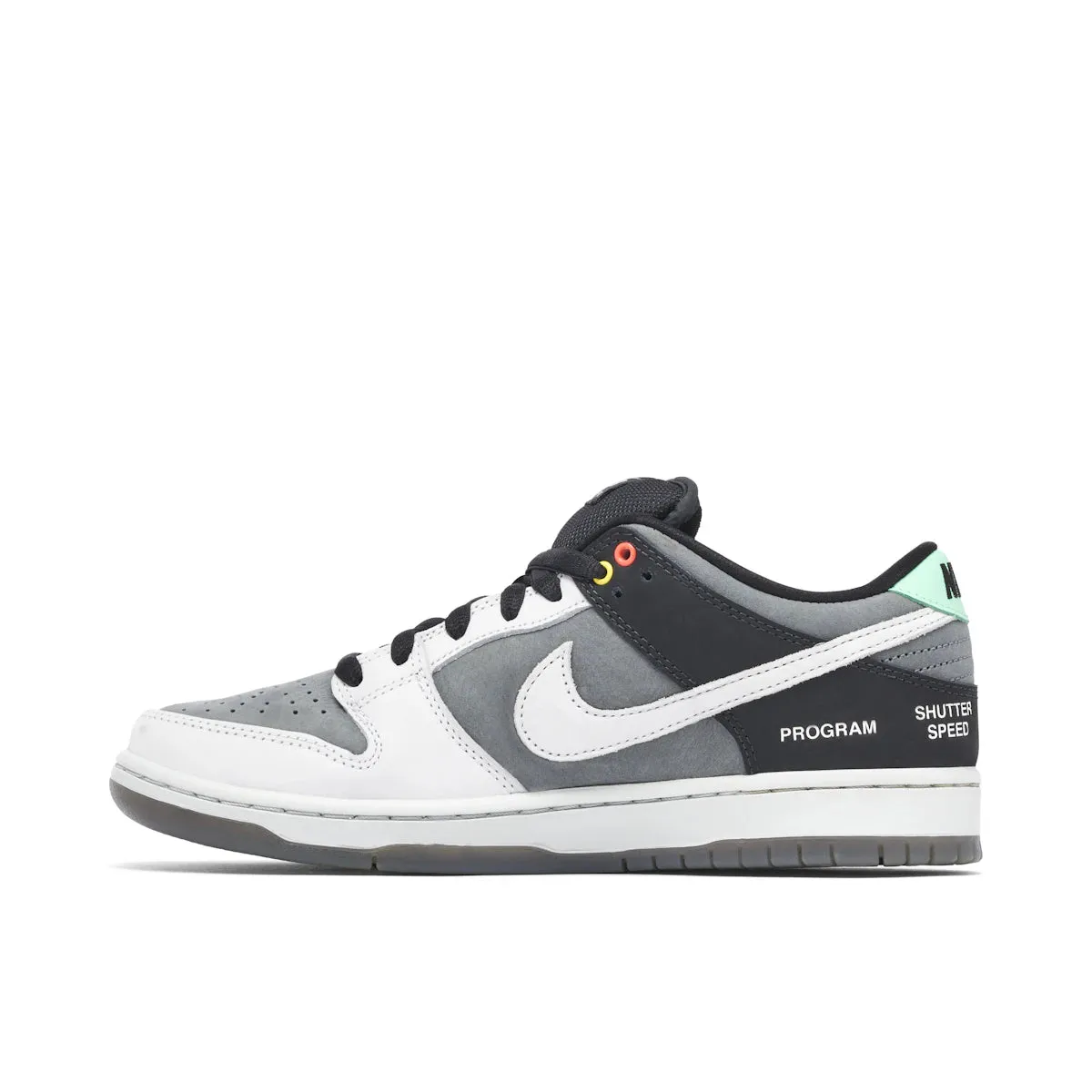 Nike SB Dunk Low VX1000