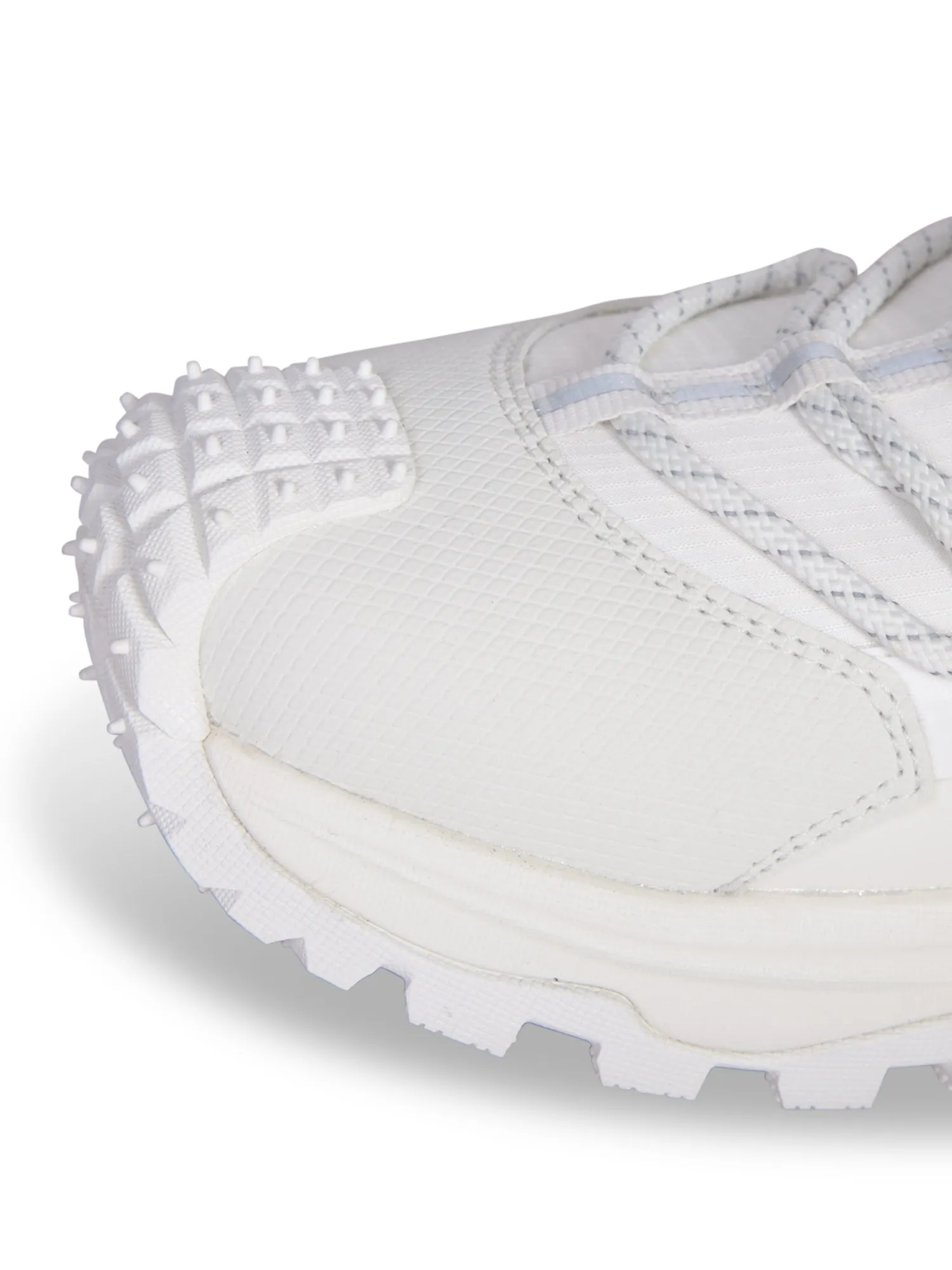 Trailgrip Lite 2 white sneakers